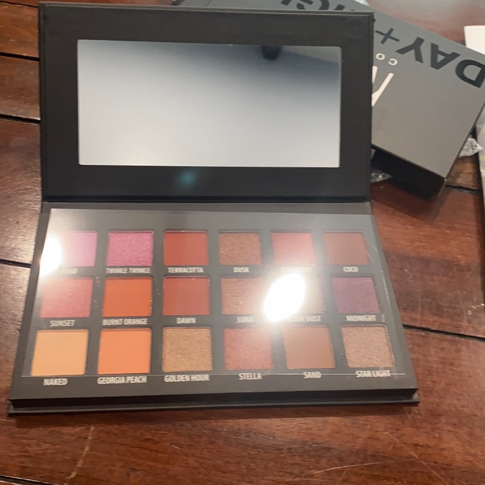 Kab Cosmetics Day + Night eyeshadow palette